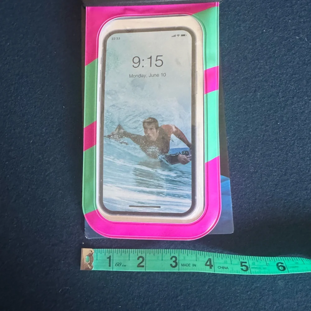 Hurley Pink and Green Vibrant Protective phoneCover💚🩷 w/ removable lanyard🩷💚